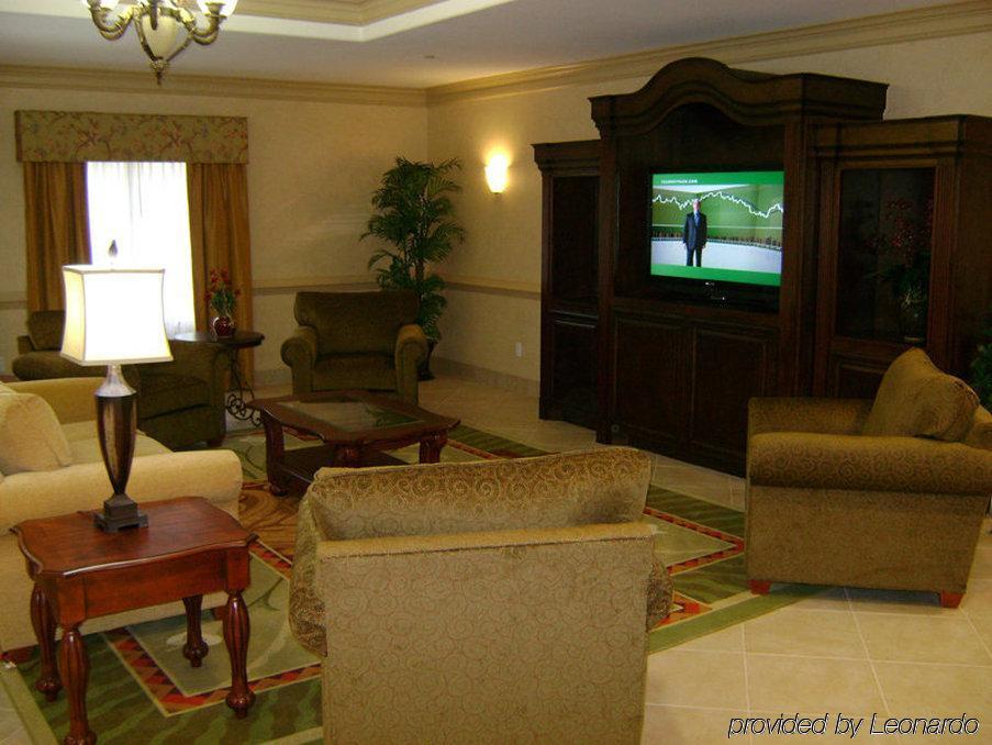 La Quinta By Wyndham Lake Charles Casino Area Exterior photo